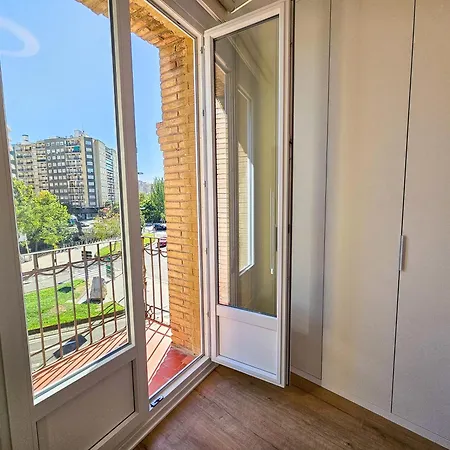 Apartamento Reconquista 3000 *