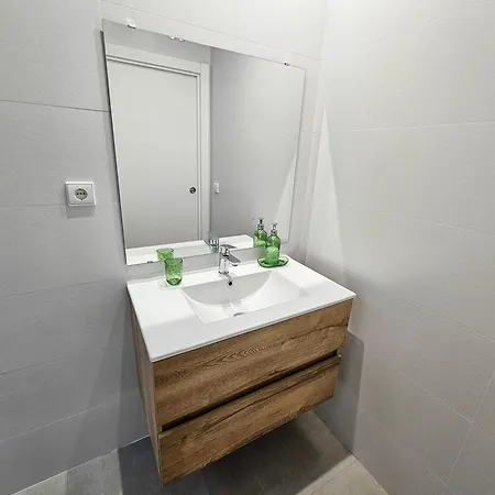 Apartamento Reconquista 3000 *