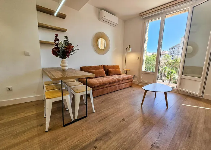 Apartamento Reconquista 3000