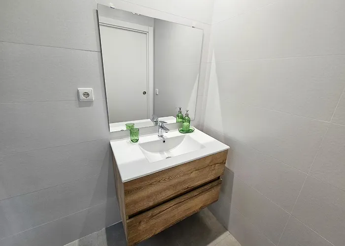 Apartment Reconquista 3000 *